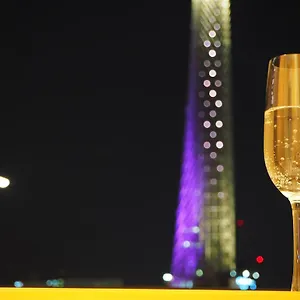 Hotel Playsis East, Tokyo